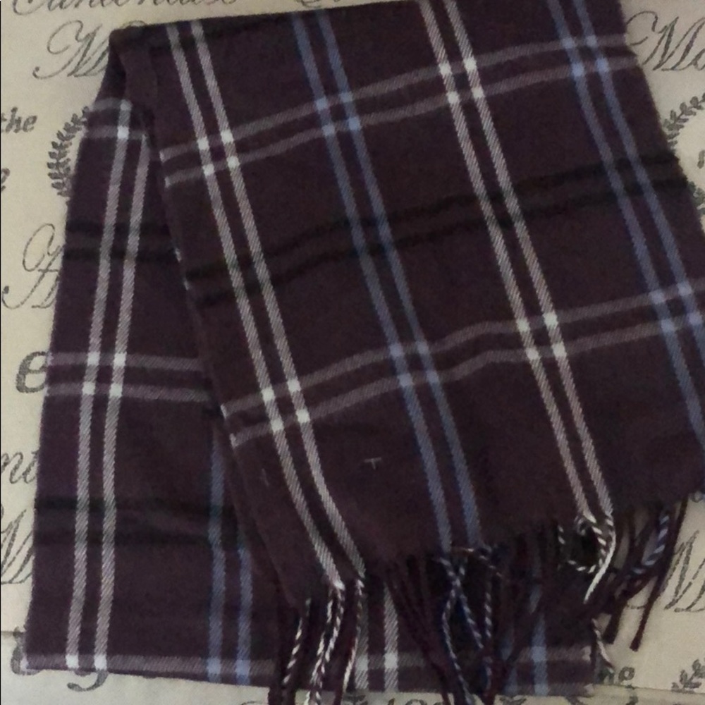 Plum scarf